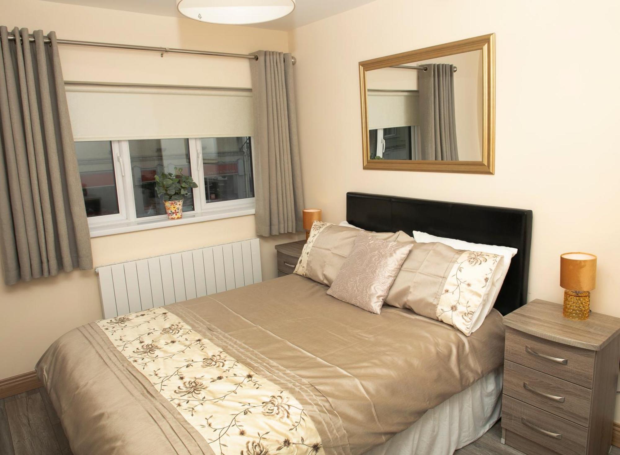 Arch House Apartments Άθλον Δωμάτιο φωτογραφία