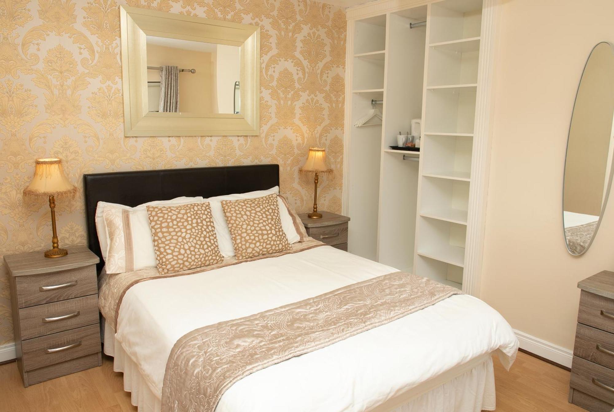 Arch House Apartments Άθλον Δωμάτιο φωτογραφία